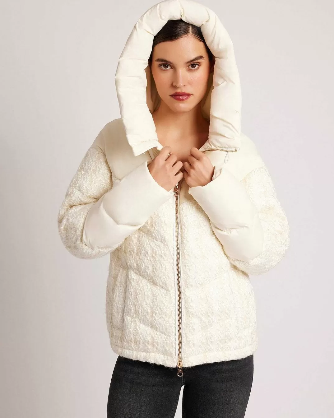 Blanc Noir Doudoune Irina Boucle Avec Bordures Dorees Et Garnissage En Duvet^Femmes Doudounes Et Manteaux